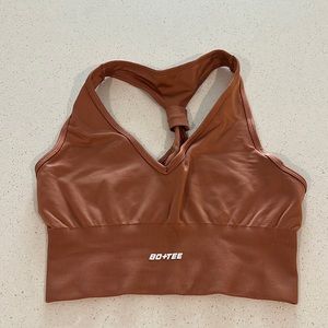Bo + Tee sports bra